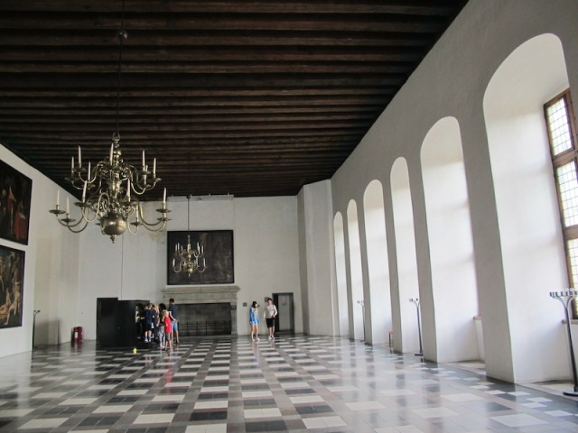 The grand hall of the castle. 