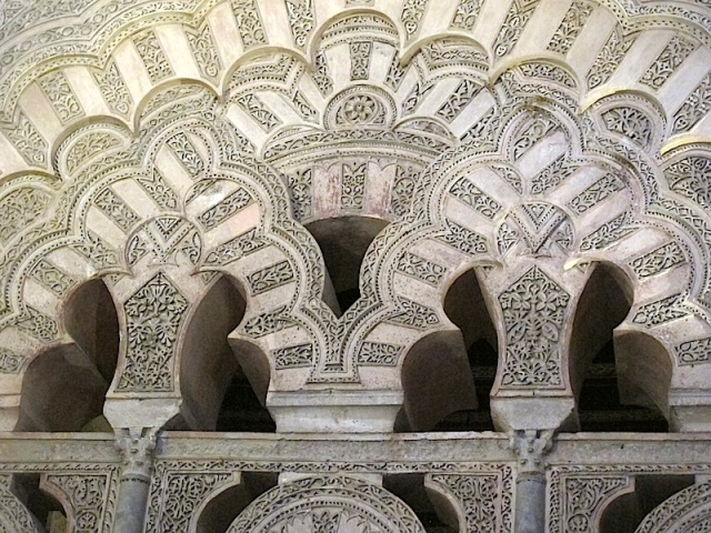 Detail in archway.
